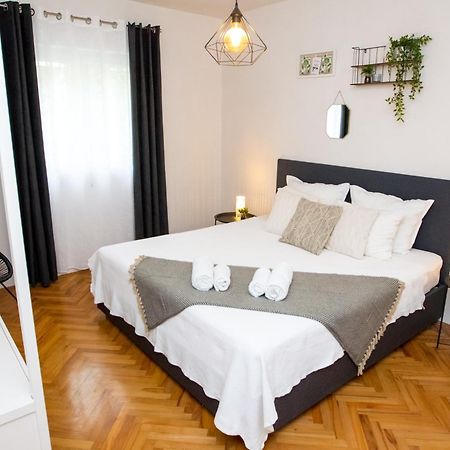 Apartment Lolly Задар Екстер'єр фото