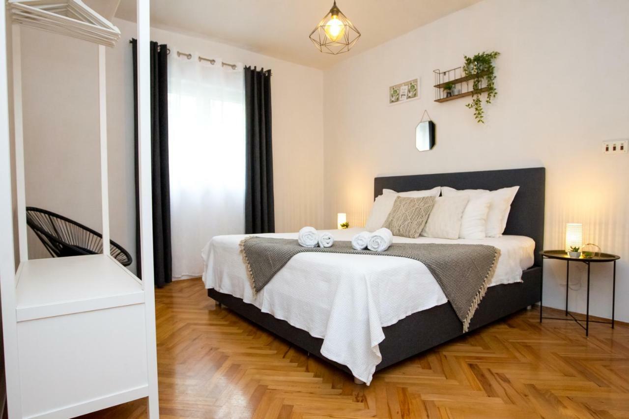 Apartment Lolly Задар Екстер'єр фото
